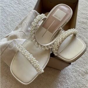 Elegant White Pearl-Embellished Women's Sandals